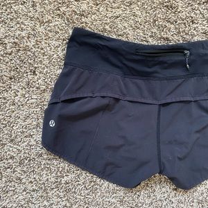 Lululemon Speed Up Short *2.5" Black (First Release) Size 2